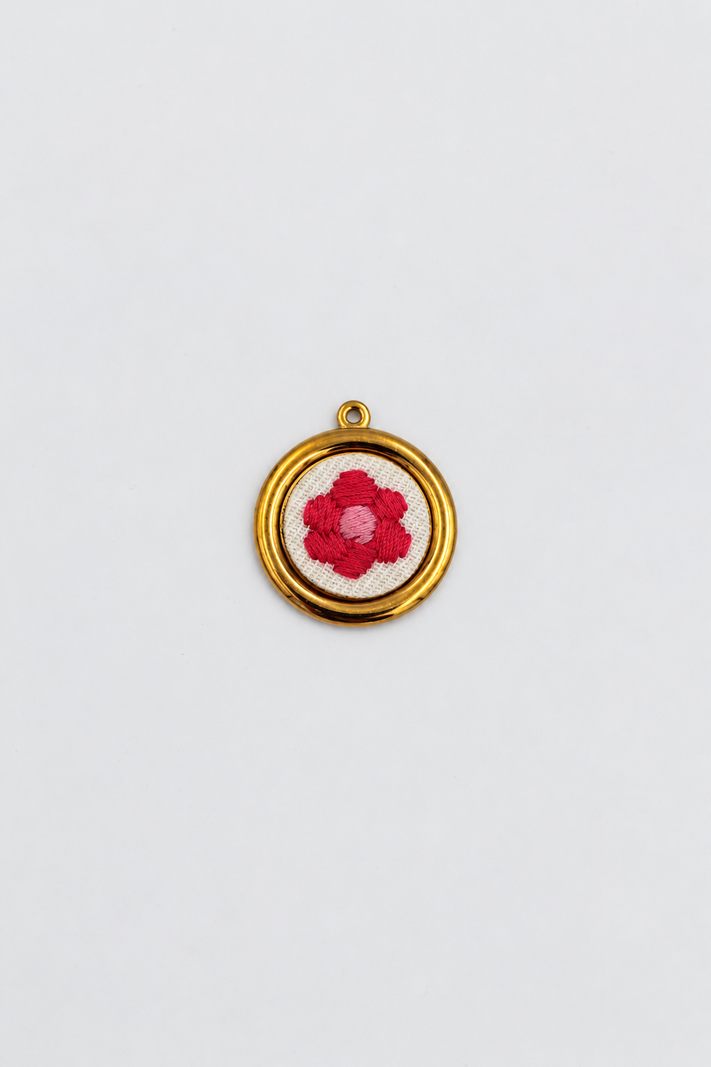 CHARM RICAMO FIORE FUCSIA Immagine principale del prodotto