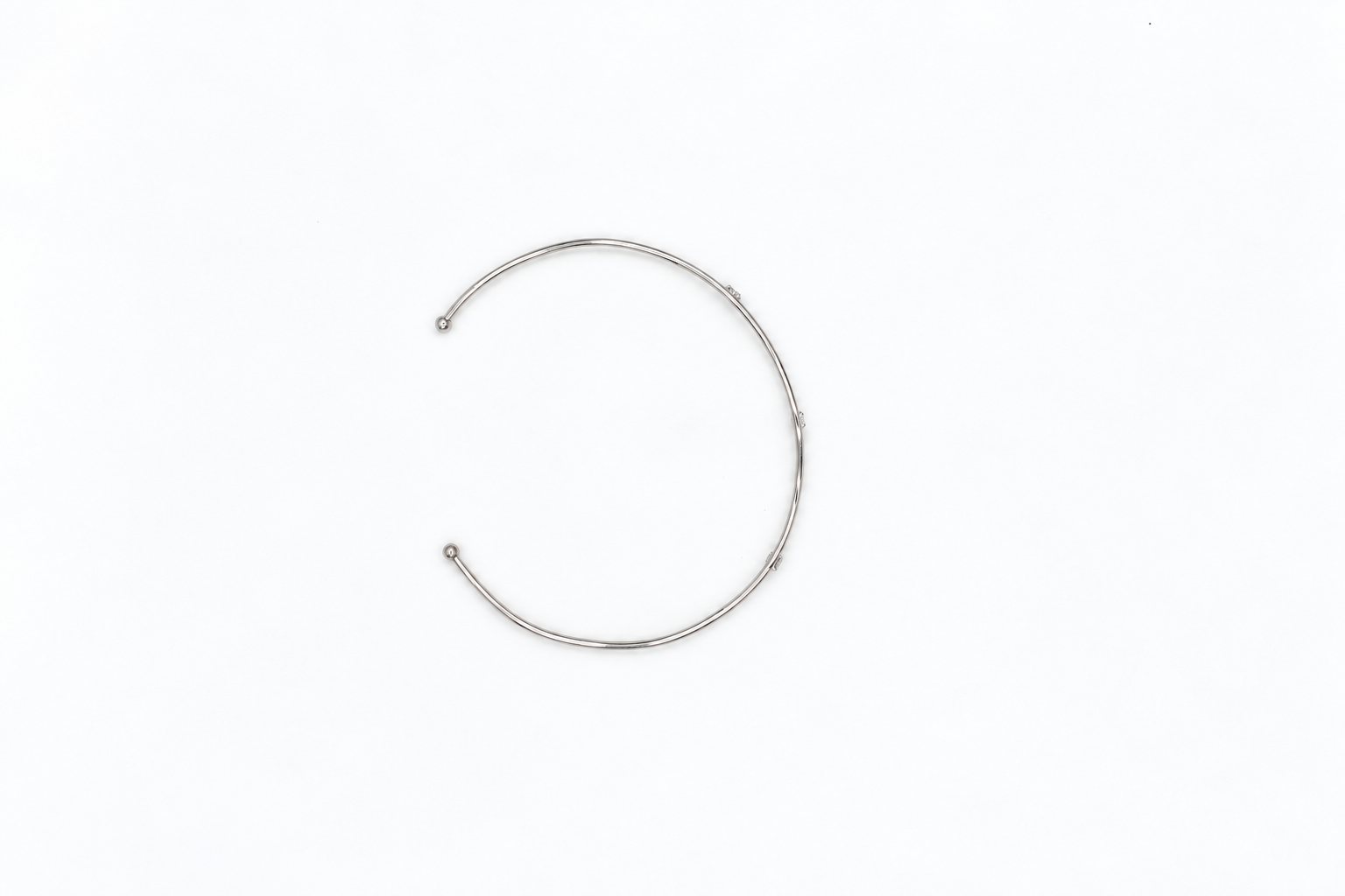 COLLANA RIGIDA SINUOSA Immagine secondaria del prodotto